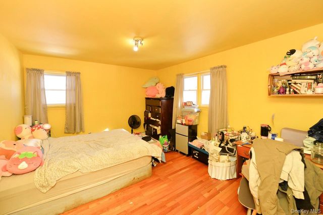 7 S Oak Street, Spring Valley, NY 10977