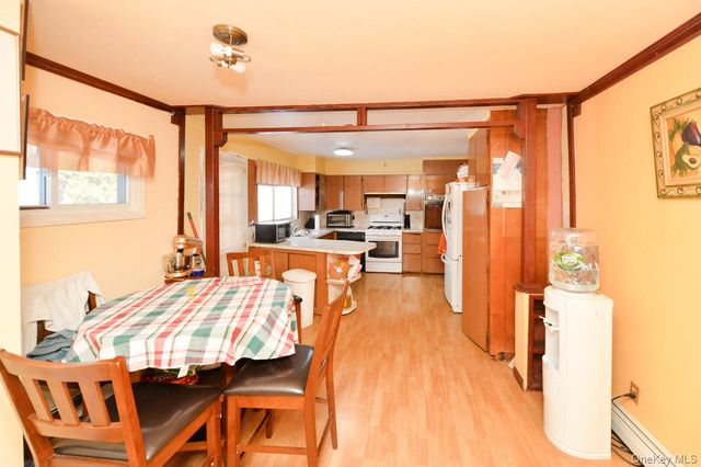 7 S Oak Street, Spring Valley, NY 10977