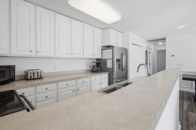 222 Savannah River Drive, Summerville, SC 29485