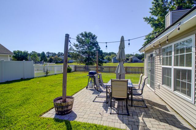 222 Savannah River Drive, Summerville, SC 29485