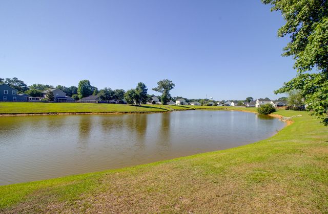 222 Savannah River Drive, Summerville, SC 29485