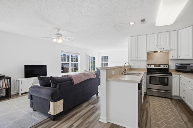 222 Savannah River Drive, Summerville, SC 29485