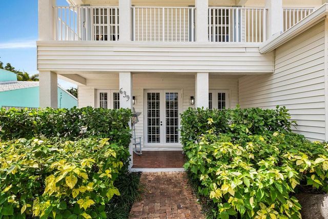 639 NE 17th Way, Fort Lauderdale, FL 33304