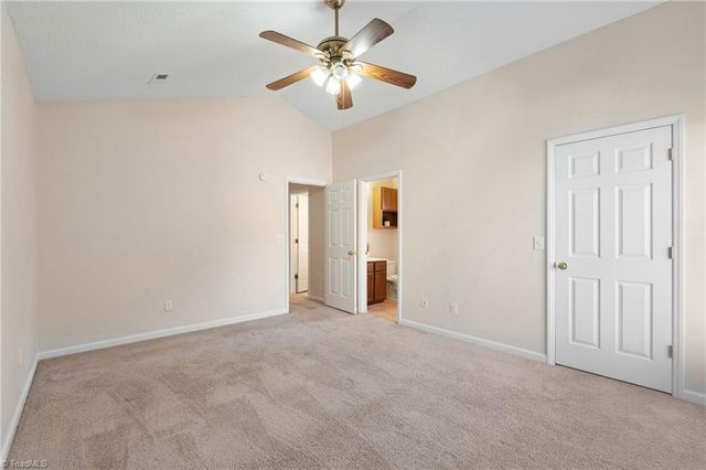 15 Wimbledon Lane, Greensboro, NC 27455