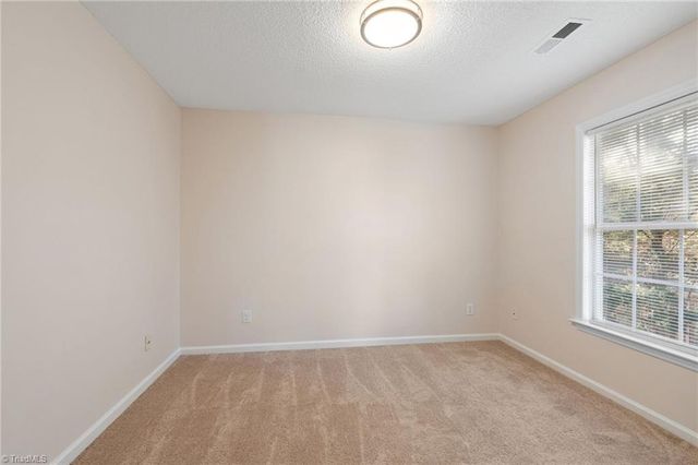 15 Wimbledon Lane, Greensboro, NC 27455