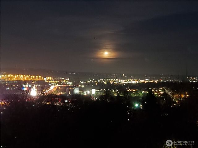 3012 E Valley View Terrace, Tacoma, WA 98404