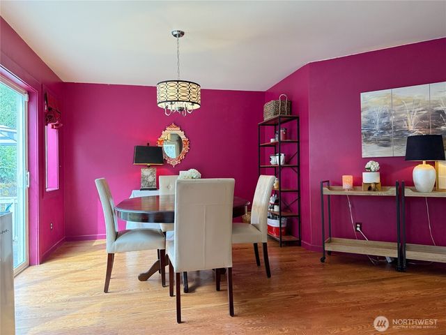 3012 E Valley View Terrace, Tacoma, WA 98404