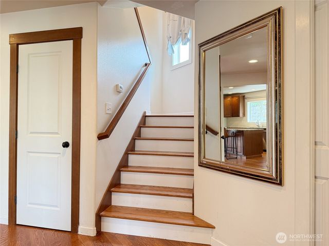 3012 E Valley View Terrace, Tacoma, WA 98404