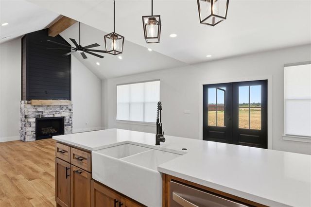 11588 Carefree Ln Lane, Shawnee, OK 74804