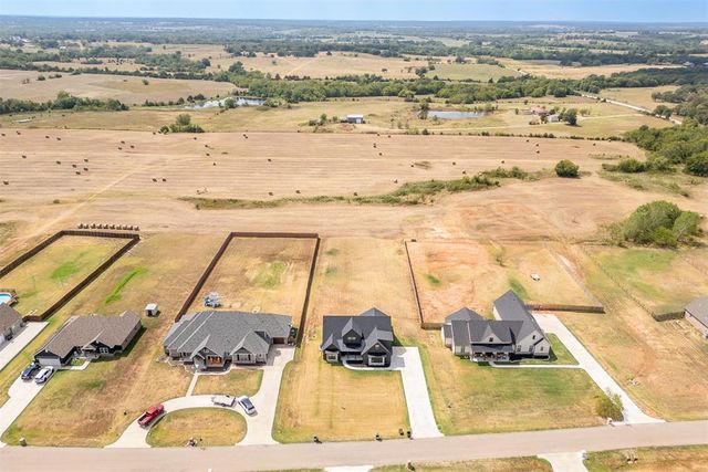 11588 Carefree Ln Lane, Shawnee, OK 74804