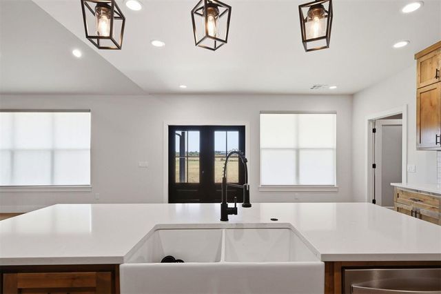 11588 Carefree Ln Lane, Shawnee, OK 74804