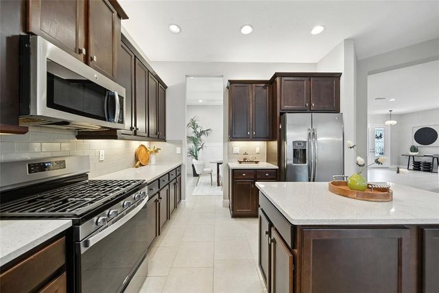 2495 OAKWOOD PRESERVE DRIVE, Wesley Chapel, FL 33543