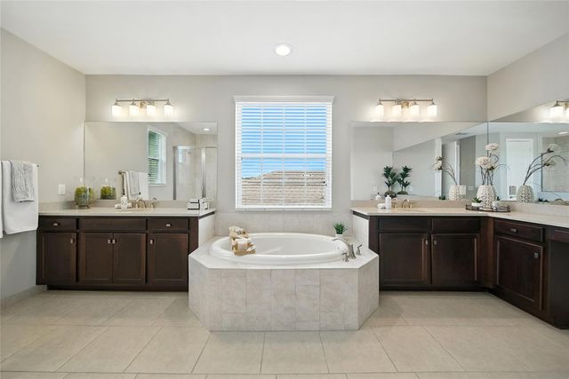 2495 OAKWOOD PRESERVE DRIVE, Wesley Chapel, FL 33543