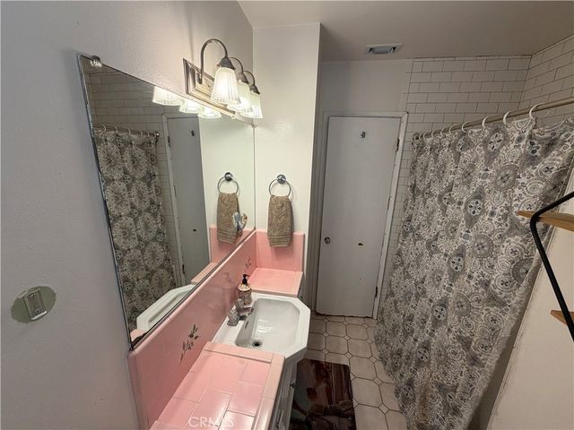 7515 Delaware, Riverside, CA 92504