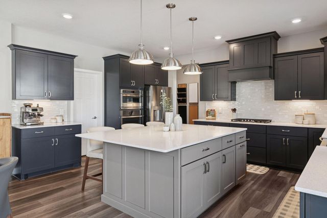 19095 Indora Trail, Lakeville, MN 55044