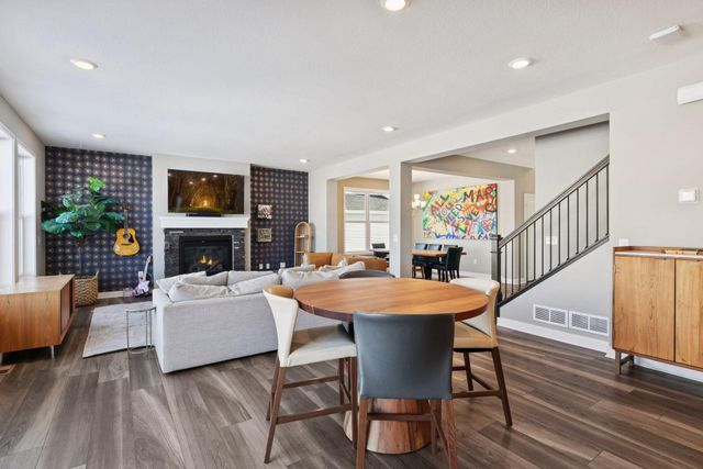 19095 Indora Trail, Lakeville, MN 55044