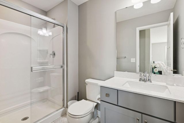 19095 Indora Trail, Lakeville, MN 55044