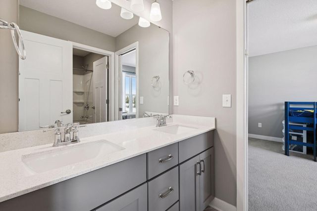 19095 Indora Trail, Lakeville, MN 55044