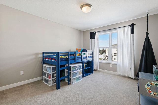 19095 Indora Trail, Lakeville, MN 55044