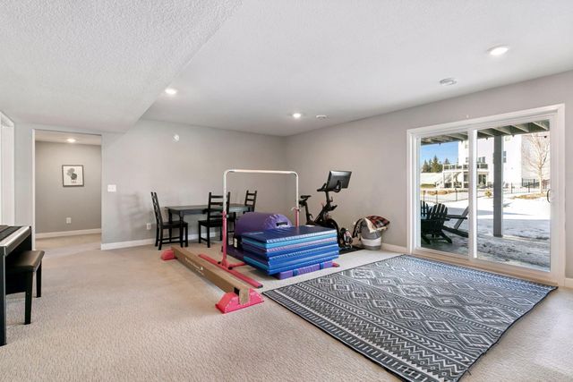 19095 Indora Trail, Lakeville, MN 55044