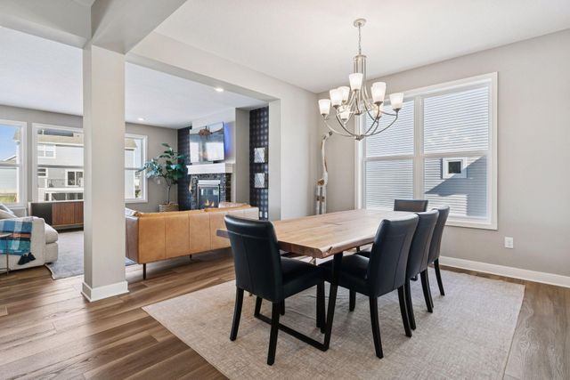 19095 Indora Trail, Lakeville, MN 55044