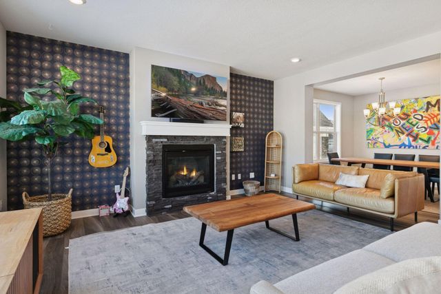 19095 Indora Trail, Lakeville, MN 55044