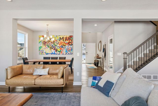 19095 Indora Trail, Lakeville, MN 55044