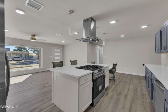 945 RICHARD Drive, El Paso, TX 79907