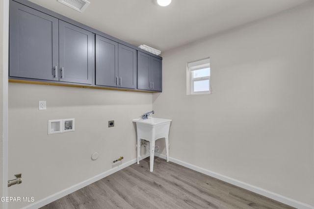 945 RICHARD Drive, El Paso, TX 79907