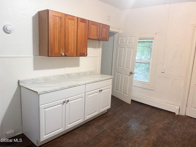 154 Broad Street, Albany, NY 12202