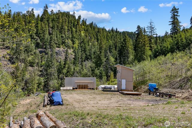 2000 Rocky Mountain Way, Cle Elum, WA 98922