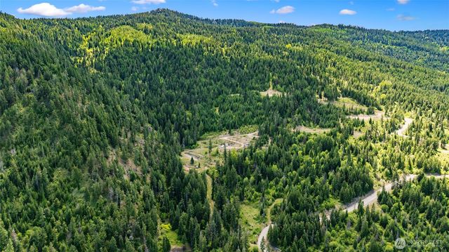 2000 Rocky Mountain Way, Cle Elum, WA 98922
