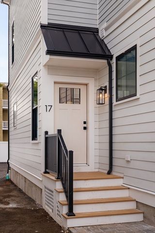 17 South Waverly St, Boston, MA 02135