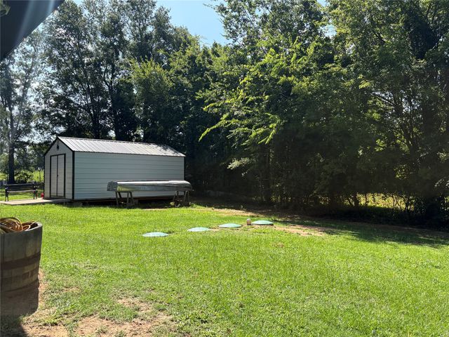 2648 Fm-2152, Mt Pleasant, TX 75455