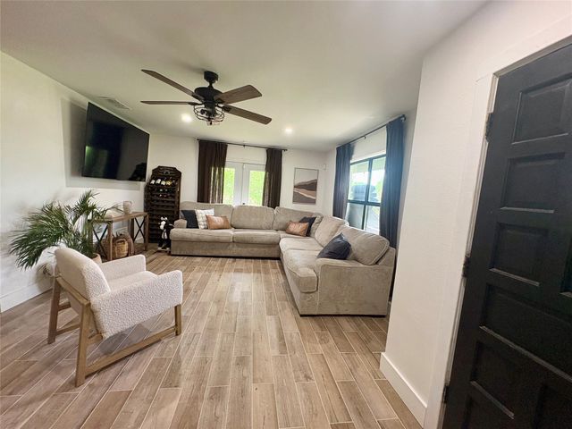 2648 Fm-2152, Mt Pleasant, TX 75455