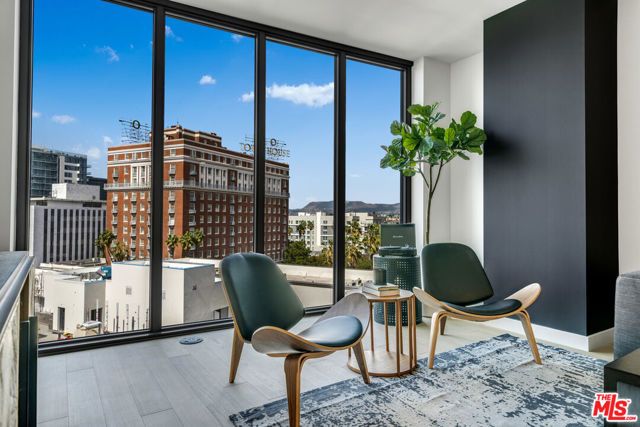 2801 Sunset Place 655, Los Angeles, CA 90005