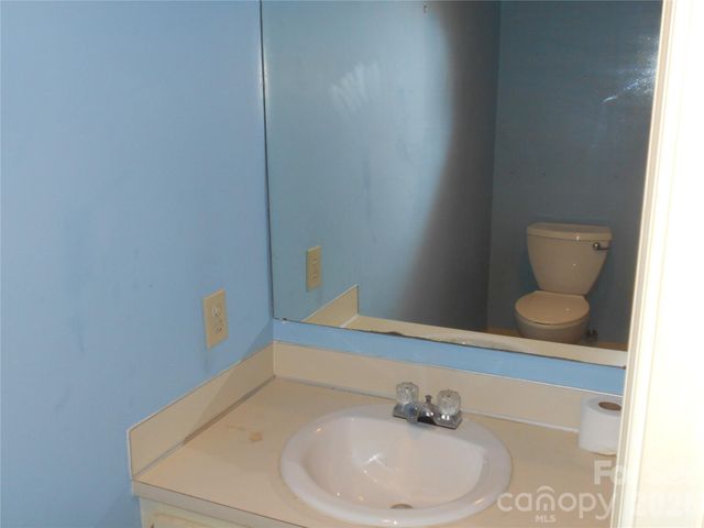 407 E Broad Street C3, Statesville, NC 28677