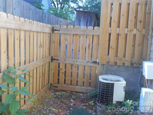 407 E Broad Street C3, Statesville, NC 28677