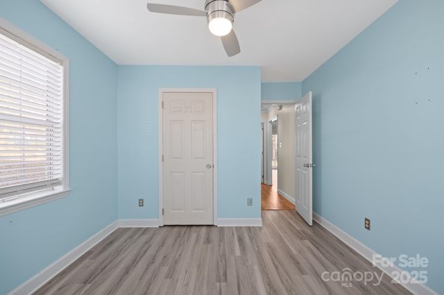 172 Valleybrook Drive, Denver, NC 28037