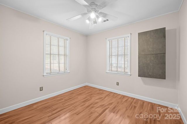 172 Valleybrook Drive, Denver, NC 28037