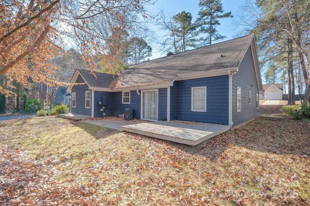 172 Valleybrook Drive, Denver, NC 28037