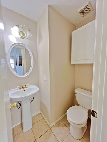 16915 Lighthouse View Drive, Friendswood, TX 77546