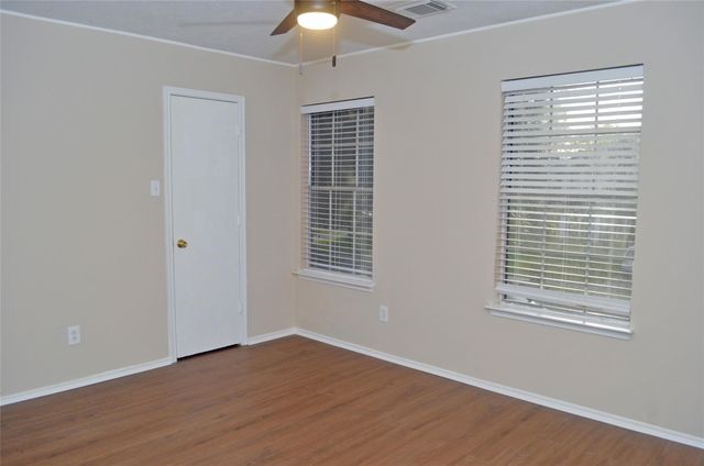 16915 Lighthouse View Drive, Friendswood, TX 77546