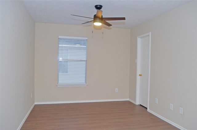 16915 Lighthouse View Drive, Friendswood, TX 77546