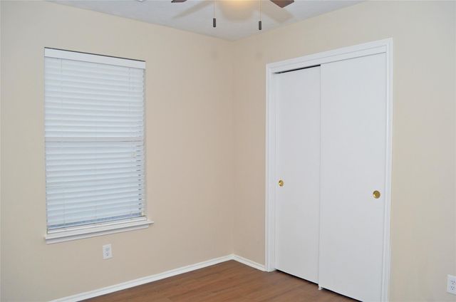 16915 Lighthouse View Drive, Friendswood, TX 77546