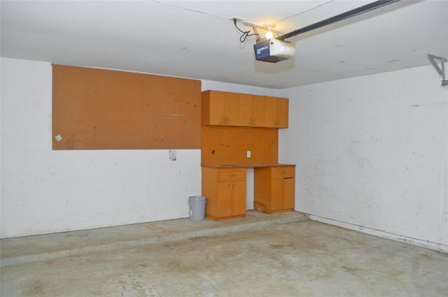 16915 Lighthouse View Drive, Friendswood, TX 77546