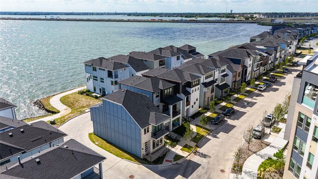 506 Winners Circle, Rowlett, TX 75088