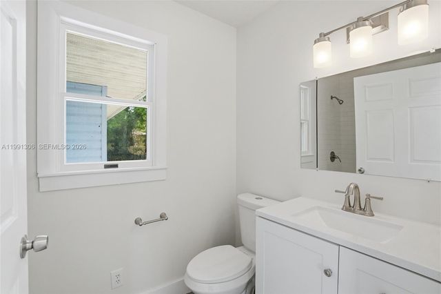 210 E SUGARLAND CIR, Clewiston, FL 33440