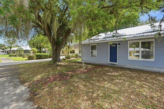 210 E SUGARLAND CIR, Clewiston, FL 33440