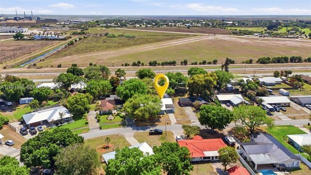 210 E SUGARLAND CIR, Clewiston, FL 33440